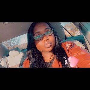 Meet your Posher, Arlene